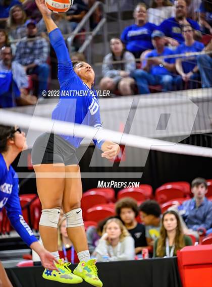 Thumbnail 1 in McMichael vs Camden County (NCHSAA 2A Final) (1 of 2 - Game) photogallery.