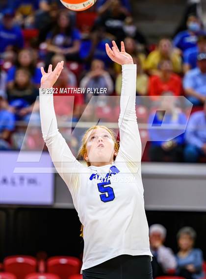Thumbnail 2 in McMichael vs Camden County (NCHSAA 2A Final) (1 of 2 - Game) photogallery.