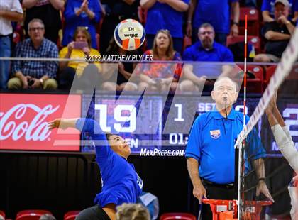 Thumbnail 1 in McMichael vs Camden County (NCHSAA 2A Final) (1 of 2 - Game) photogallery.