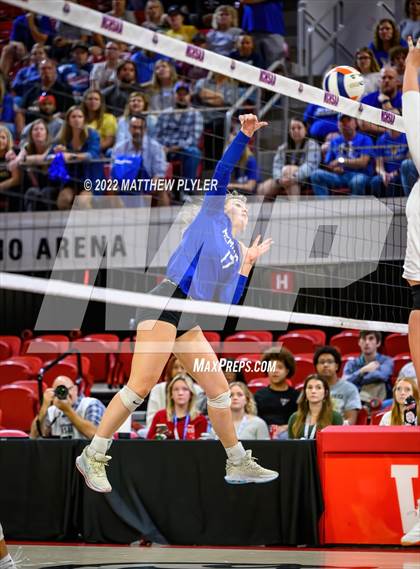 Thumbnail 1 in McMichael vs Camden County (NCHSAA 2A Final) (1 of 2 - Game) photogallery.
