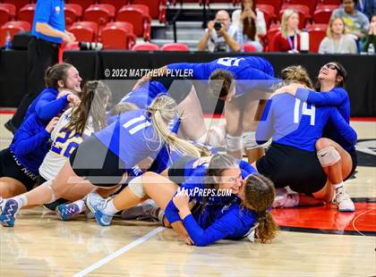 Thumbnail 2 in McMichael vs Camden County (NCHSAA 2A Final) (1 of 2 - Game) photogallery.