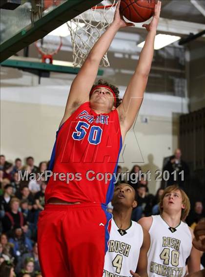 Thumbnail 2 in Fairport @ Rush-Henrietta photogallery.