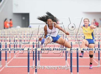 Thumbnail 3 in UIL 5A Regional Meet photogallery.