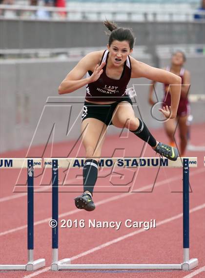 Thumbnail 1 in UIL 5A Regional Meet photogallery.