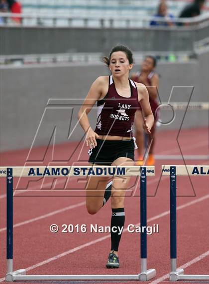 Thumbnail 3 in UIL 5A Regional Meet photogallery.