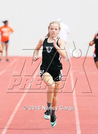 Thumbnail 1 in UIL 5A Regional Meet photogallery.