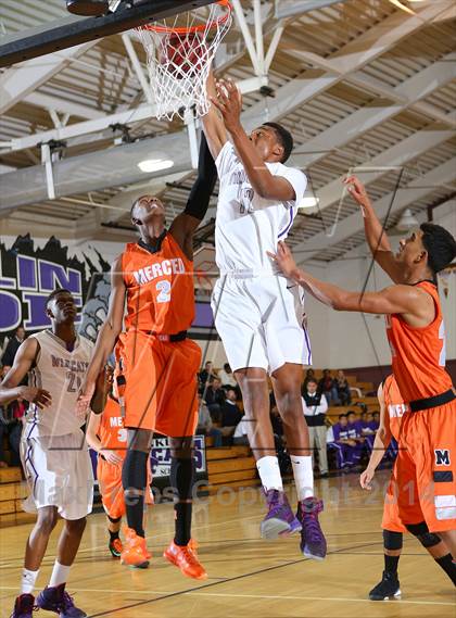 Thumbnail 2 in Merced vs. Franklin (CIF SJS D-1 Playoffs) photogallery.