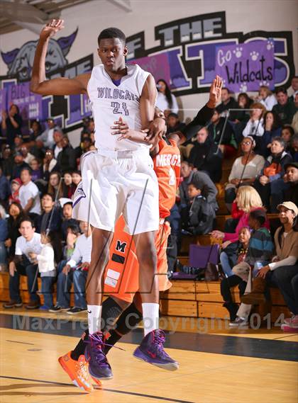 Thumbnail 1 in Merced vs. Franklin (CIF SJS D-1 Playoffs) photogallery.