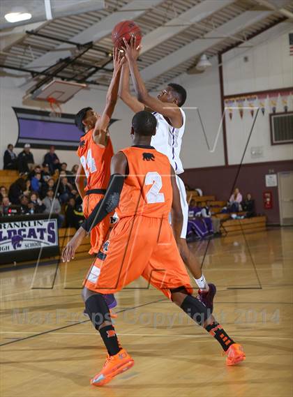 Thumbnail 2 in Merced vs. Franklin (CIF SJS D-1 Playoffs) photogallery.