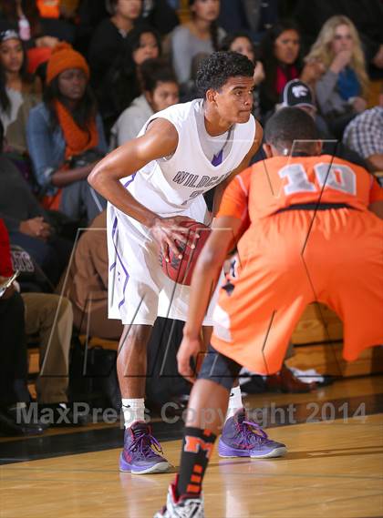 Thumbnail 2 in Merced vs. Franklin (CIF SJS D-1 Playoffs) photogallery.