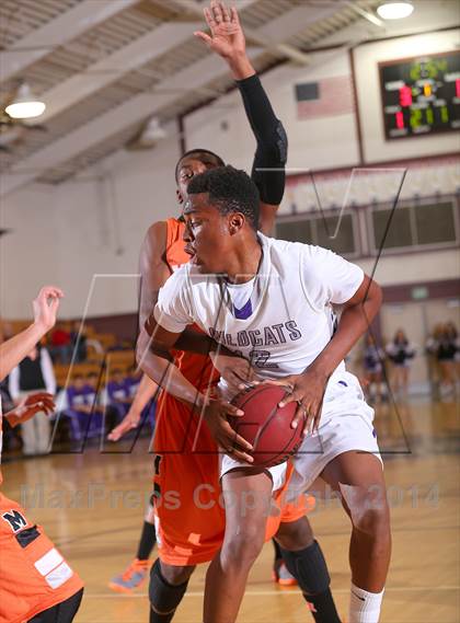 Thumbnail 2 in Merced vs. Franklin (CIF SJS D-1 Playoffs) photogallery.