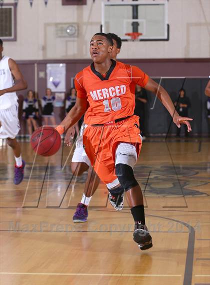 Thumbnail 1 in Merced vs. Franklin (CIF SJS D-1 Playoffs) photogallery.