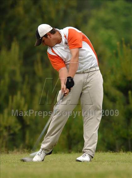 Thumbnail 2 in NCHSAA Championships (3A - Day 1) photogallery.