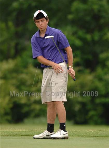 Thumbnail 2 in NCHSAA Championships (3A - Day 1) photogallery.