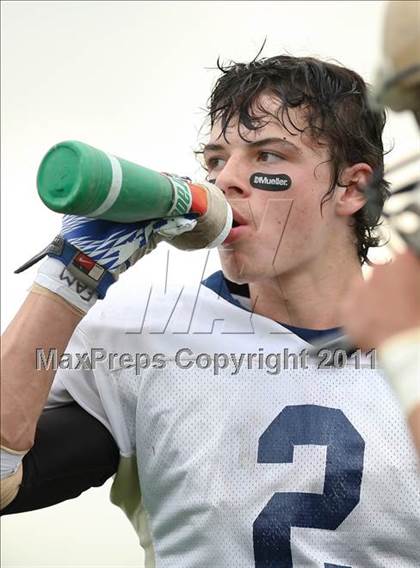 Thumbnail 2 in Notre Dame vs. Dundee (Section 5 Class D Semifinal) photogallery.