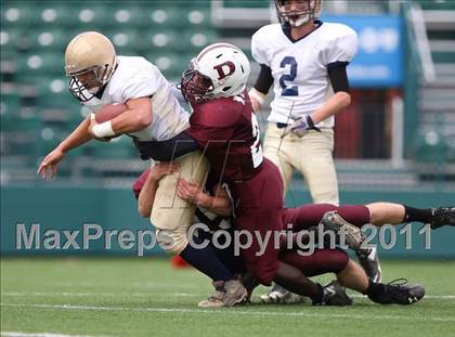 Thumbnail 1 in Notre Dame vs. Dundee (Section 5 Class D Semifinal) photogallery.