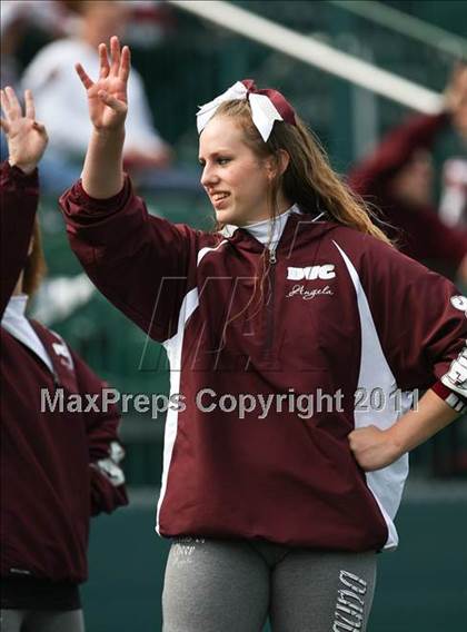 Thumbnail 1 in Notre Dame vs. Dundee (Section 5 Class D Semifinal) photogallery.