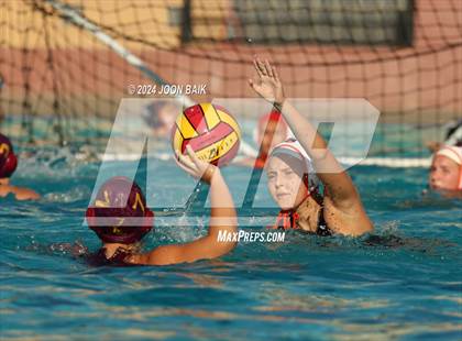 Thumbnail 2 in Las Lomas vs Washington (Julian Szmidt Memorial Tournament) photogallery.