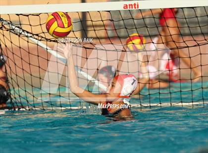 Thumbnail 2 in Las Lomas vs Washington (Julian Szmidt Memorial Tournament) photogallery.
