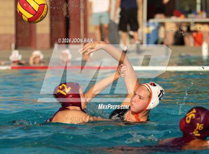 Thumbnail 2 in Las Lomas vs Washington (Julian Szmidt Memorial Tournament) photogallery.