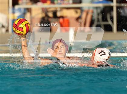 Thumbnail 2 in Las Lomas vs Washington (Julian Szmidt Memorial Tournament) photogallery.