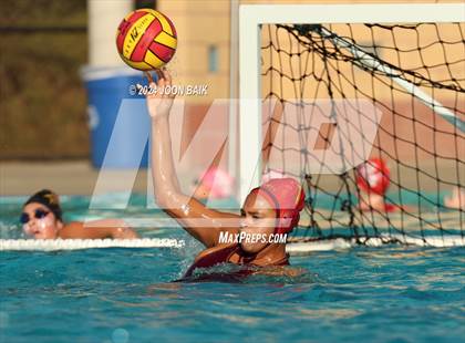 Thumbnail 2 in Las Lomas vs Washington (Julian Szmidt Memorial Tournament) photogallery.