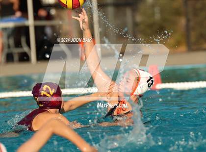 Thumbnail 1 in Las Lomas vs Washington (Julian Szmidt Memorial Tournament) photogallery.