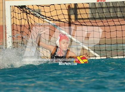 Thumbnail 1 in Las Lomas vs Washington (Julian Szmidt Memorial Tournament) photogallery.