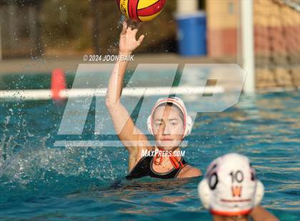 Thumbnail 1 in Las Lomas vs Washington (Julian Szmidt Memorial Tournament) photogallery.