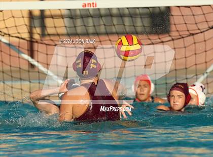 Thumbnail 3 in Las Lomas vs Washington (Julian Szmidt Memorial Tournament) photogallery.