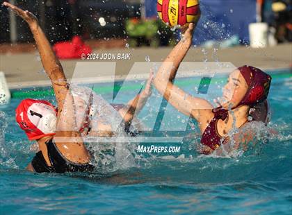 Thumbnail 3 in Las Lomas vs Washington (Julian Szmidt Memorial Tournament) photogallery.