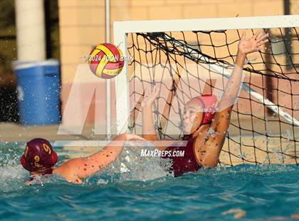 Thumbnail 2 in Las Lomas vs Washington (Julian Szmidt Memorial Tournament) photogallery.