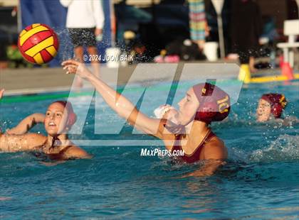 Thumbnail 2 in Las Lomas vs Washington (Julian Szmidt Memorial Tournament) photogallery.