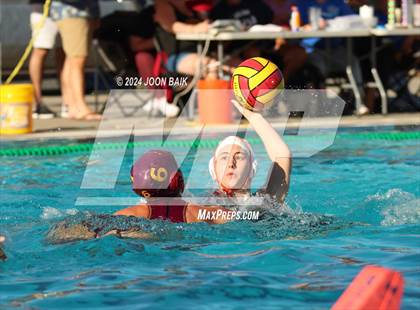 Thumbnail 2 in Las Lomas vs Washington (Julian Szmidt Memorial Tournament) photogallery.