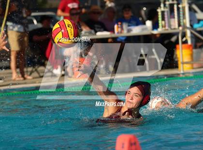 Thumbnail 1 in Las Lomas vs Washington (Julian Szmidt Memorial Tournament) photogallery.