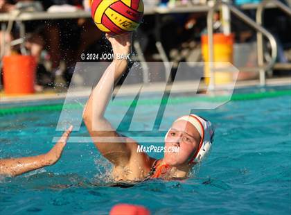 Thumbnail 1 in Las Lomas vs Washington (Julian Szmidt Memorial Tournament) photogallery.