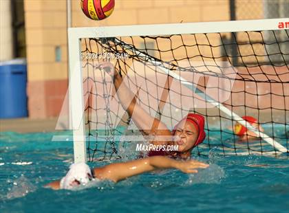 Thumbnail 1 in Las Lomas vs Washington (Julian Szmidt Memorial Tournament) photogallery.
