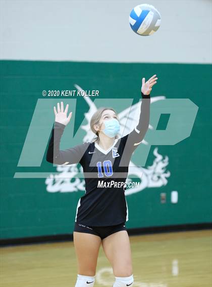 Thumbnail 2 in Utica Eisenhower vs. Clarkston  photogallery.