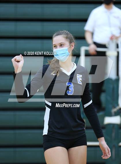 Thumbnail 3 in Utica Eisenhower vs. Clarkston  photogallery.