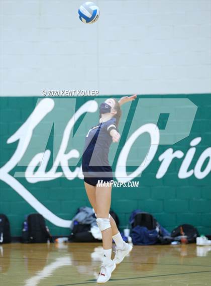 Thumbnail 2 in Utica Eisenhower vs. Clarkston  photogallery.