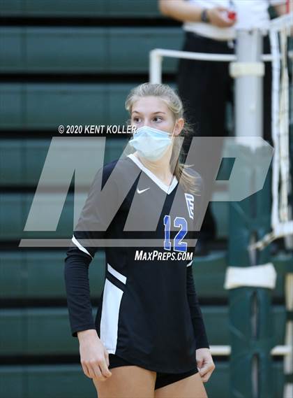 Thumbnail 3 in Utica Eisenhower vs. Clarkston  photogallery.