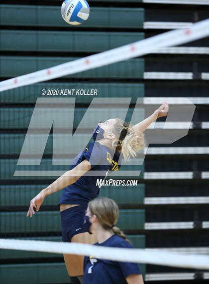 Thumbnail 2 in Utica Eisenhower vs. Clarkston  photogallery.