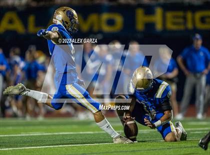 Thumbnail 3 in Burbank @ Alamo Heights photogallery.