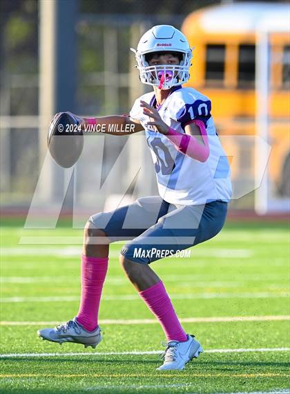 Thumbnail 2 in Sumner @ Puyallup photogallery.