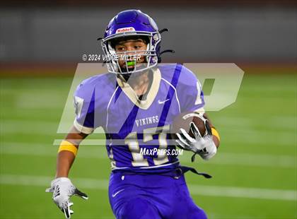 Thumbnail 3 in Sumner @ Puyallup photogallery.