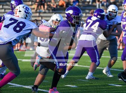Thumbnail 2 in Sumner @ Puyallup photogallery.