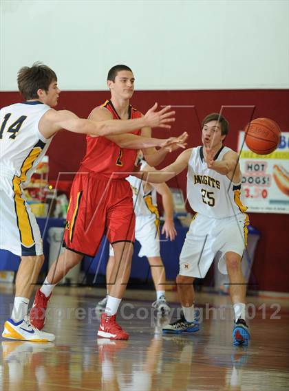Thumbnail 3 in Mission Viejo vs. Menlo (MaxPreps Holiday Classic) photogallery.