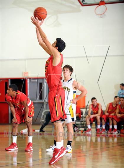 Thumbnail 2 in Mission Viejo vs. Menlo (MaxPreps Holiday Classic) photogallery.