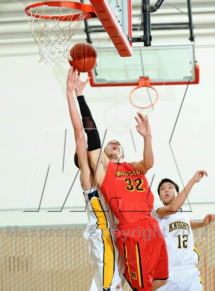 Thumbnail 1 in Mission Viejo vs. Menlo (MaxPreps Holiday Classic) photogallery.