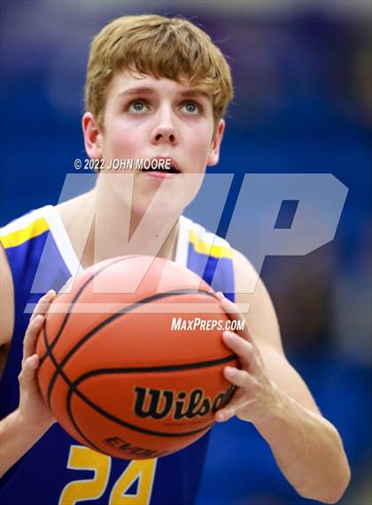 Thumbnail 1 in Lubbock Christian vs Shallowater (Caprock Classic) photogallery.